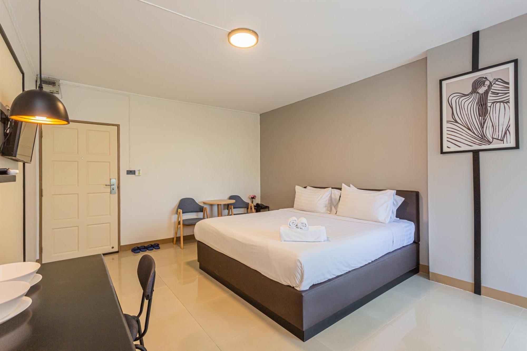 Ck2 Hotel Bangkok Exteriör bild